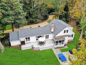 14 Highwood Road, Setauket NY 11733