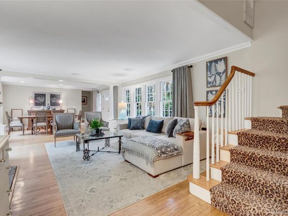 14 Highwood Road, Setauket NY 11733