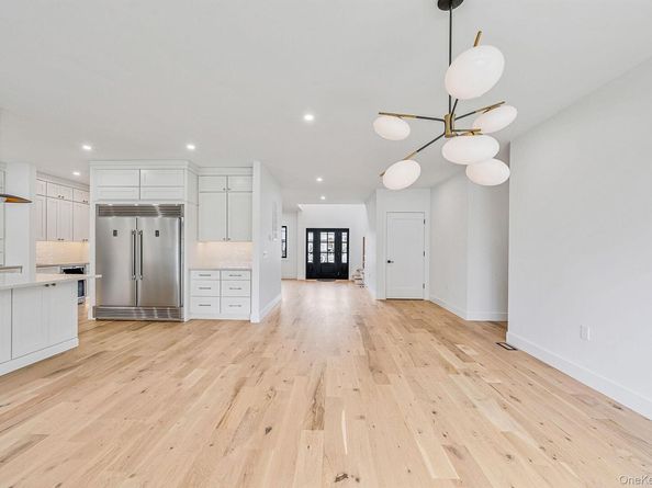 2542 Lefferts Place, Bellmore NY 11710