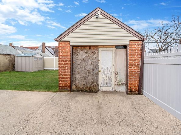 120-43 234th Street, Cambria Heights NY 11411