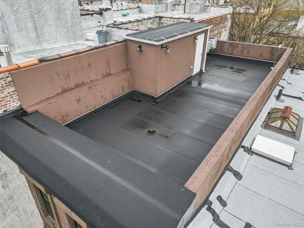 479 Hancock Street, Brooklyn NY 11233