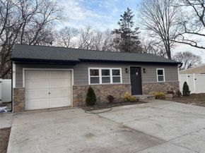 371 Oceanside Street, Islip Terrace NY 11752