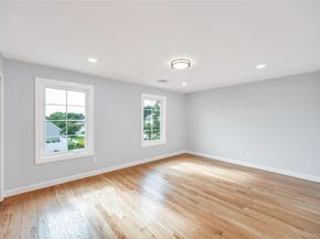 123 Cayuga Avenue, Deer Park NY 11729