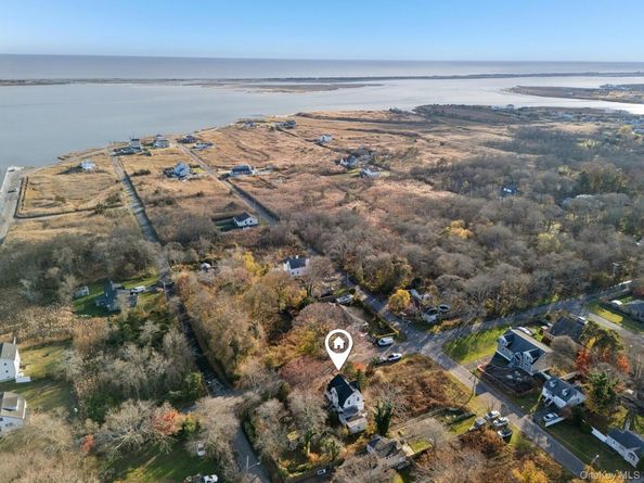 83 Elm Road E, Mastic Beach NY 11951