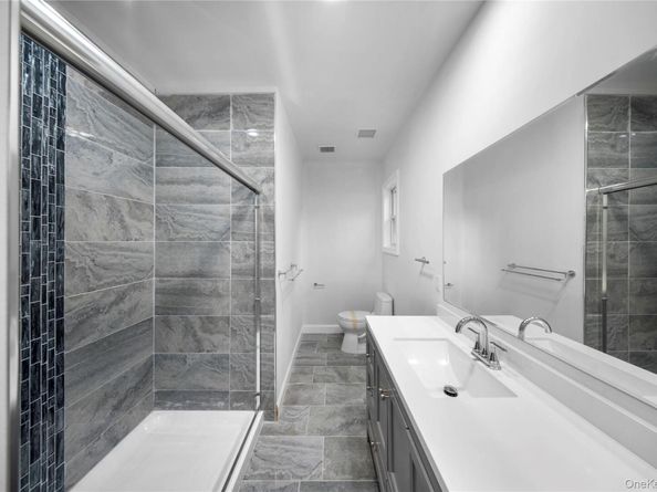 4 Coventry Court, Wheatley Heights NY 11798