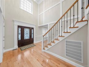 4 Coventry Court, Wheatley Heights NY 11798