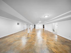 4 Coventry Court, Wheatley Heights NY 11798