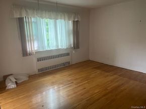 51-10 248 Street, Douglaston NY 11362