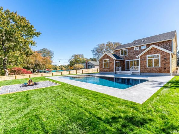 295 Grange Road, Southold NY 11971