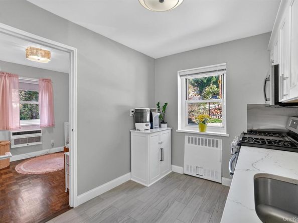 111 E Hartsdale Avenue 3E, Hartsdale NY 10530