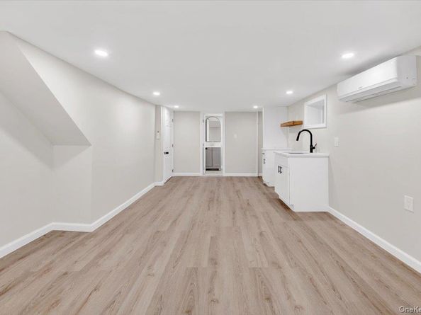 4411 Edson Avenue, Bronx NY 10466