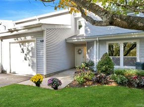 94 Hampton Vista Drive, Manorville NY 11949