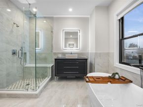 29 Hyacinth Road, Levittown NY 11756