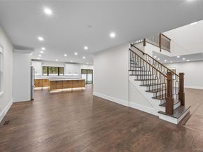 29 Hyacinth Road, Levittown NY 11756