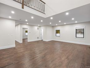 29 Hyacinth Road, Levittown NY 11756