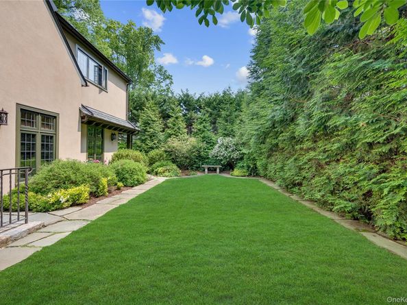 24 Homesdale Road, Bronxville NY 10708