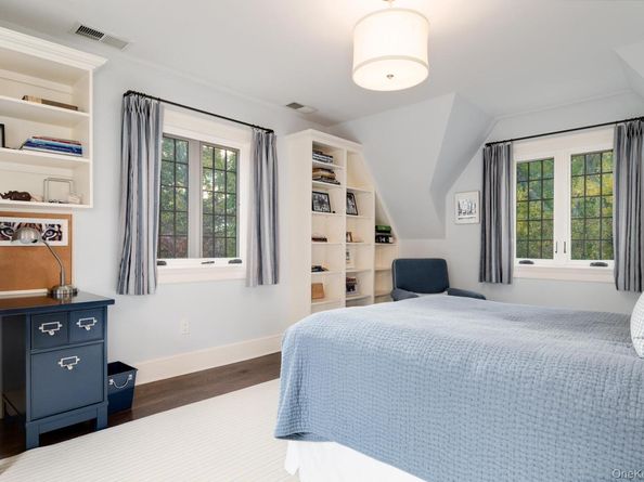 24 Homesdale Road, Bronxville NY 10708