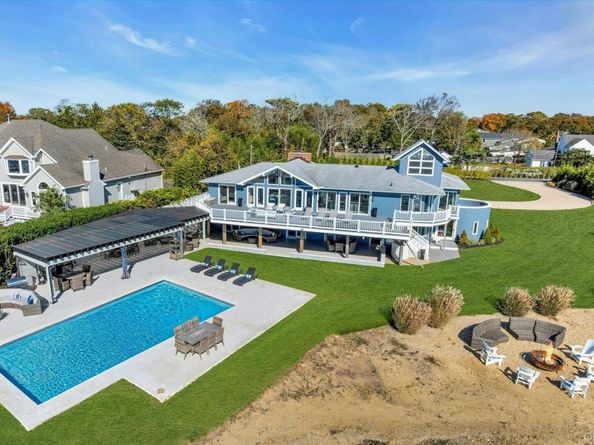 270 Edgewater Avenue, Bayport NY 11705