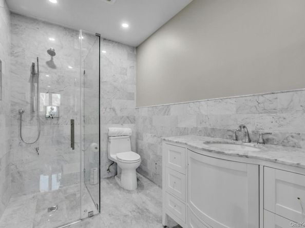 270 Edgewater Avenue, Bayport NY 11705