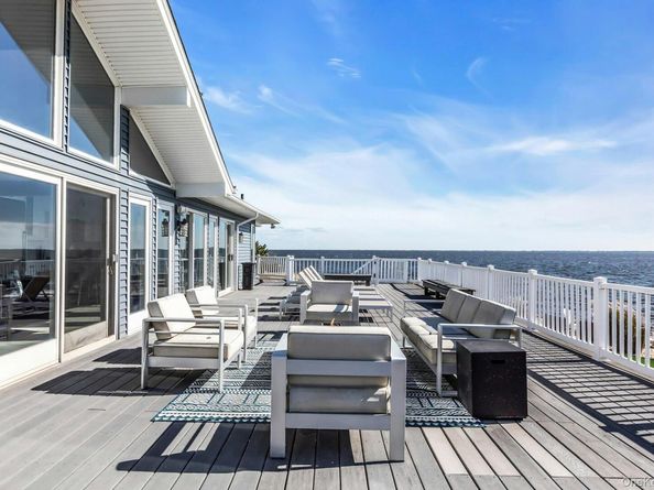 270 Edgewater Avenue, Bayport NY 11705