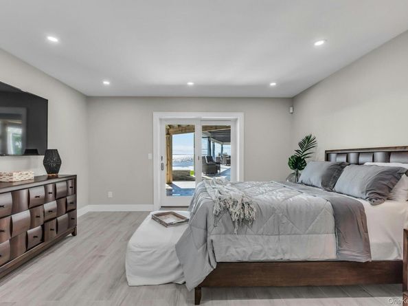270 Edgewater Avenue, Bayport NY 11705