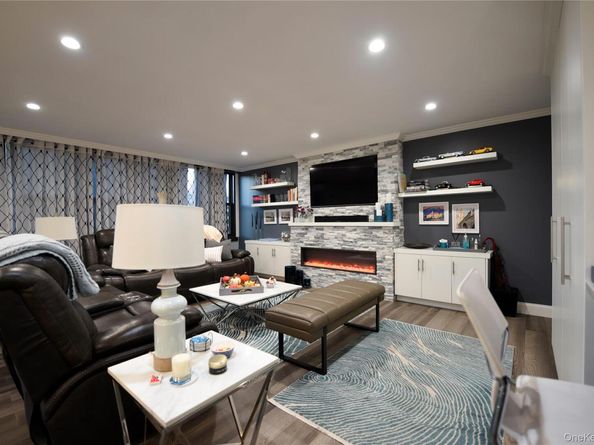 7-24 166th Street 7A, Beechhurst NY 11357