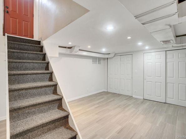 21827 130th Avenue, Springfield Gardens NY 11413