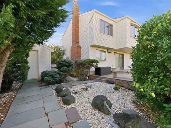 613 Smith Place, Oceanside NY 11572