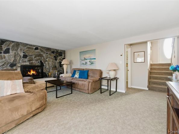 613 Smith Place, Oceanside NY 11572