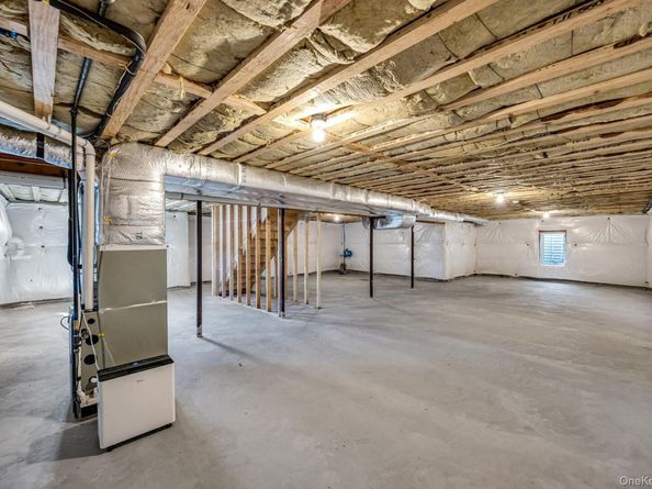 84 W James Hawkins Road, Moriches NY 11955