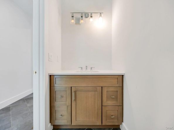 84 W James Hawkins Road, Moriches NY 11955