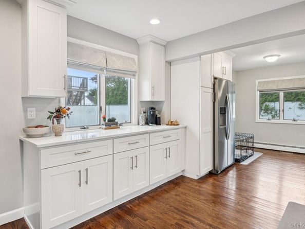 515 McCall Avenue, West Islip NY 11795