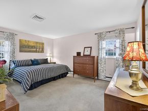 25 Shelbourne Lane, Stony Brook NY 11790