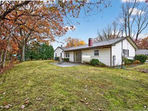 25 Shelbourne Lane, Stony Brook NY 11790
