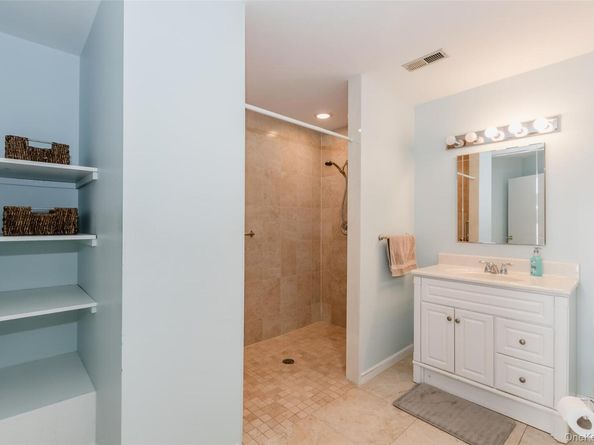 14 Mystic Circle, Bay Shore NY 11706