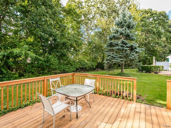 14 Mystic Circle, Bay Shore NY 11706