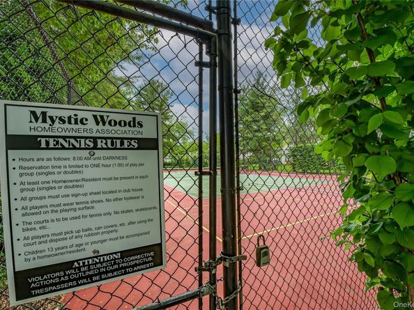 14 Mystic Circle, Bay Shore NY 11706