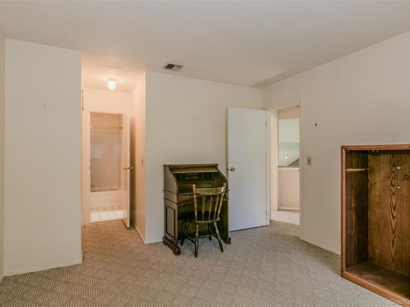 14 Mystic Circle, Bay Shore NY 11706