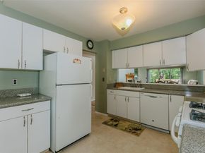 14 Mystic Circle, Bay Shore NY 11706