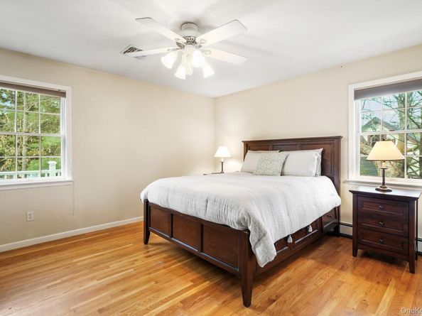 136 Edgewood Avenue, Thornwood NY 10594