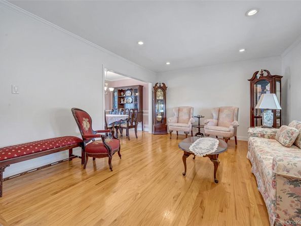 15 Andrew Road, Eastchester NY 10709