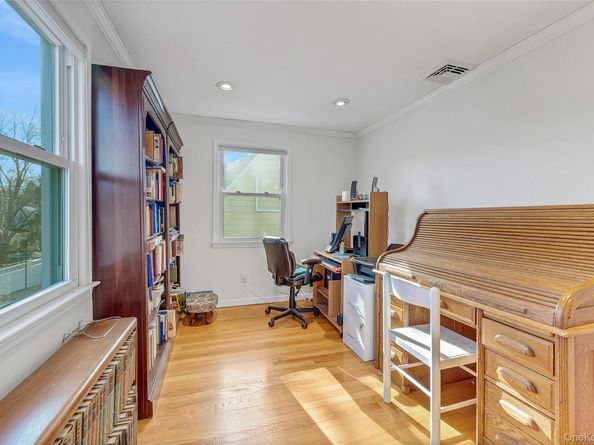 15 Andrew Road, Eastchester NY 10709