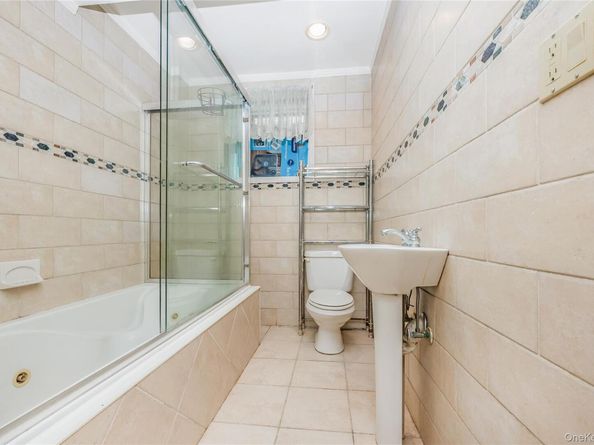 5 Bagatelle Road, Dix Hills NY 11746