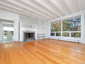 5 Bagatelle Road, Dix Hills NY 11746