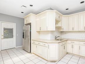 5 Bagatelle Road, Dix Hills NY 11746