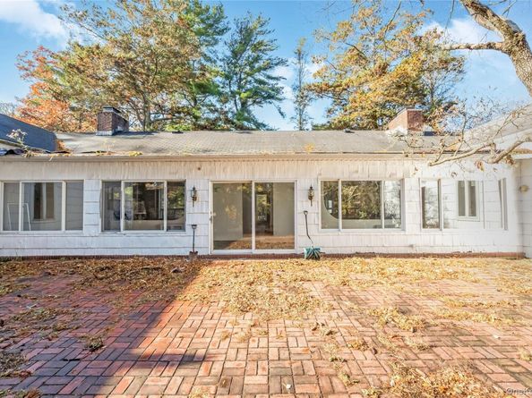 5 Bagatelle Road, Dix Hills NY 11746