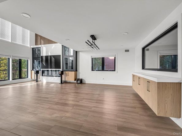 29-41 218th Street, Bayside NY 11360