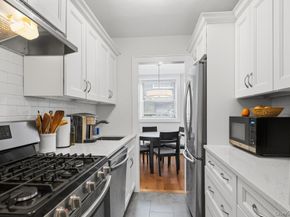 45 Hill Park Avenue PR2, Great Neck NY 11021