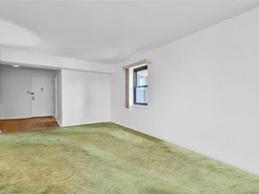 31-70 138 Street 3H, Flushing NY 11354