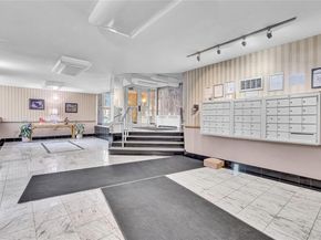 31-70 138 Street 3H, Flushing NY 11354